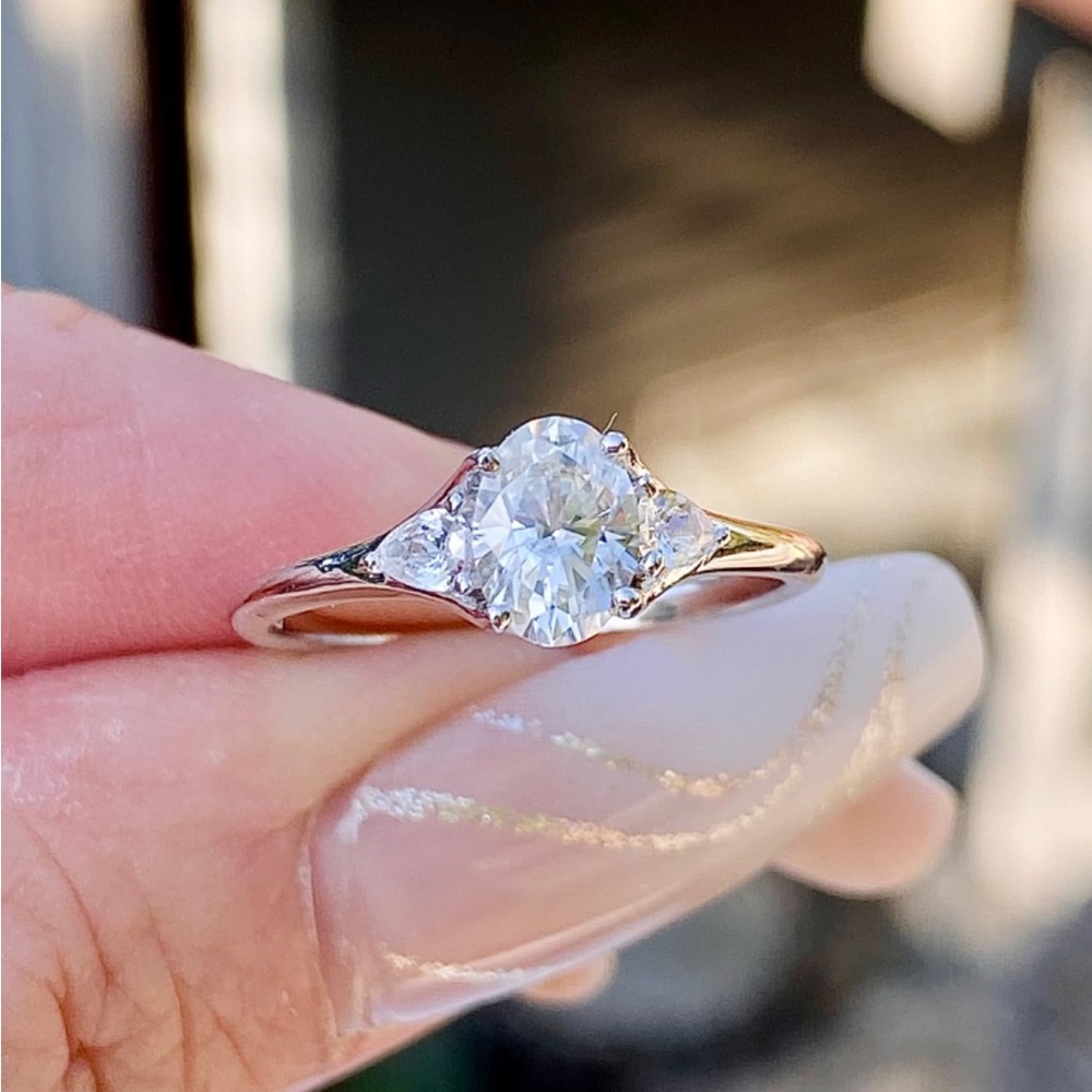 1 carat Moissanite oval cut ring size 6 7 8 9 10 11 12 1ct GRA certified